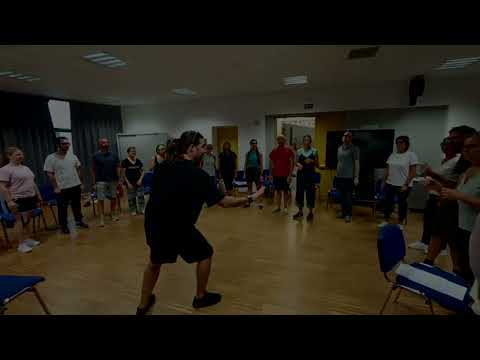 Let's sing together (canon vocal + percusión corporal)