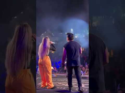 Alessandro Costa e Yara Tchê cantando Pouca Língua em Altaneira-CE | Central dos Desejeiros