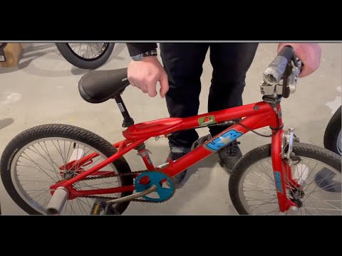 Eine wirklich klebrige Hoffman-EP! Midschool Flatland vom Feinsten!