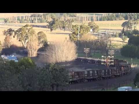 NR CLASS PACIFIC NATIONAL=MILLTHORPE.