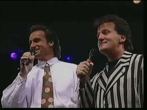 Jesus On The Mainline - Gaither Vocal Band (Praise Gathering '93)