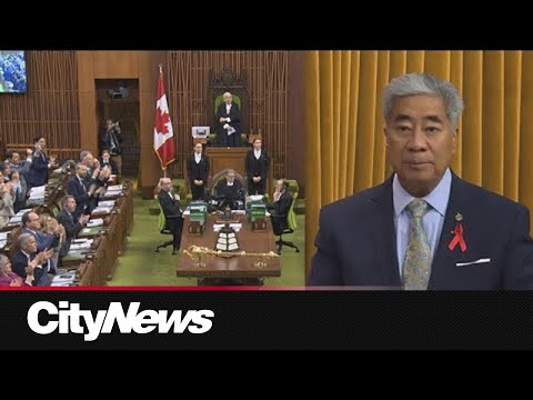 Conservative MP crosses floor to Liberals, giving government 171 seats