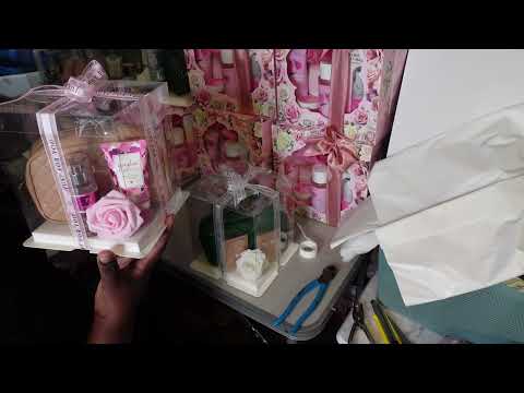 DIY Mother's Day Gifts Using Clear Cake Boxes