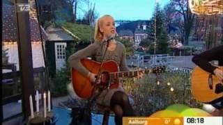 Tina Dico - Love All Around 2009-12-01 Go Morgen Danmark