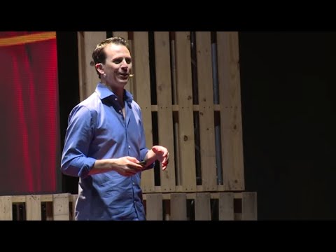 El Diario de la Gratitud | Luis Pedro Recinos | TEDxGuatemalaCity