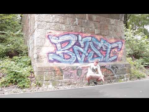 BasT - Gott ist sadistisch