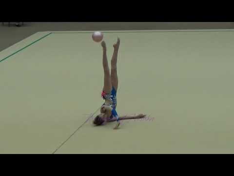 Berta MIQUEL (AND) ball - 2019 Corbeil junior AA