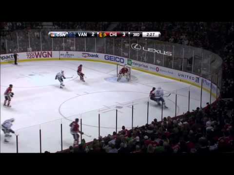 Alexander Edler goal Feb 19 2013 Vancouver Canucks vs Chicago Blackhawks NHL Hockey