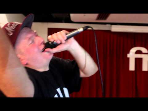 10. Tu Eres Para Mi [Cracks 2013] (Directo Fnac Málaga) (15-03-2013)