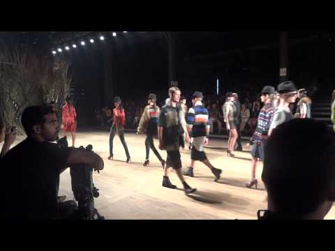 Encerramento desfile 2nd Floor Ellus