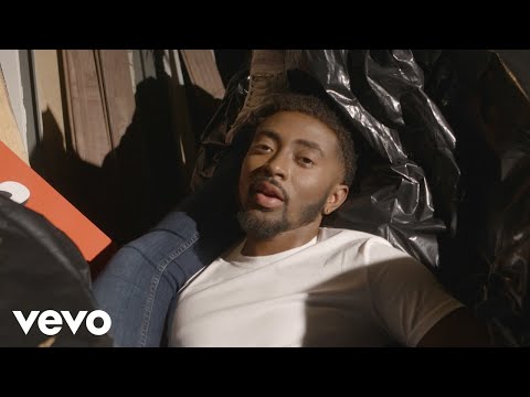 Deante' Hitchcock - Plug Me In (Official Video)