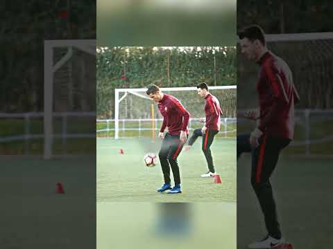 حصل على جسد رونالدو... لكنه لم يكن يعرف كيف يلعب! 😱⚽