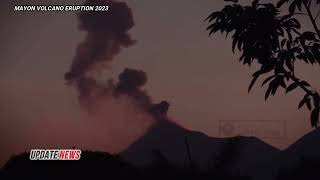 stream of volcanic ash began to flow down the slopes of the Mayon Volcano