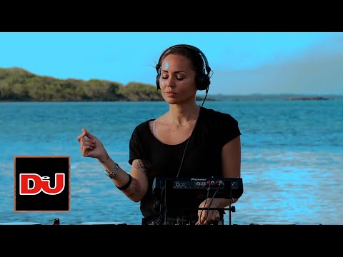 Deborah De Luca Techno Set Live From Mauritius Island