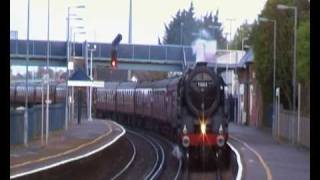 preview picture of video '70013 Oliver Cromwell passes Redbridge.MP4'