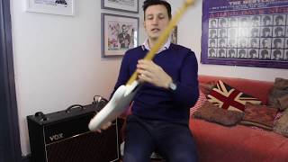Video thumbnail for Watkins Rapier 33 (1967) - vintage guitar review by Gavin Lazarus