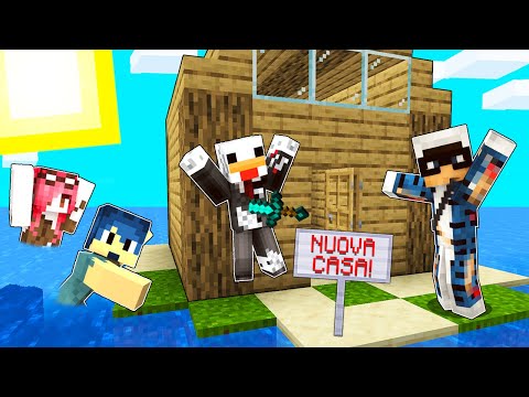I'm building a new house for my friends!! - Minecraft YouTuber Island