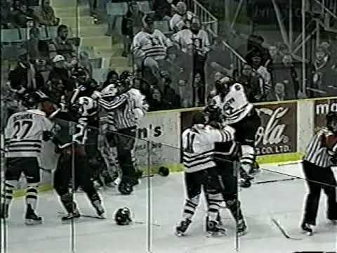 Colin Fraser vs Kris Deines WHL Jan 29/05
