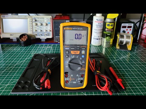 🇺🇸 FLUKE 1587 FC Insulation Tester/  True RMS Multimeter w/Remote Probe