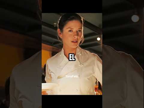 El jefe de cocina dio una lección a los descarados invitados #pelicula #cine #shorts