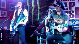 LA Guns &quot;Ticket To Love&quot;