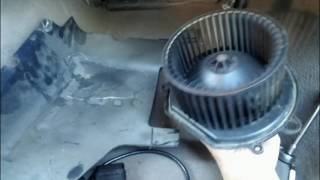 Heater Blower Motor removal 2 minnets. Checking and cleaning Ford Taurus.