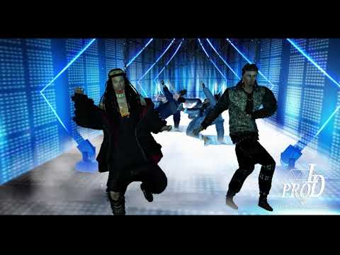 Santiago,willstyl contra la pared