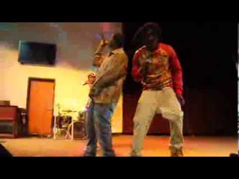 ILL ''FT'' YUNGICE500 & YUNGMAN ''LIVE PERFORMANCE'' (GET IT BACK)