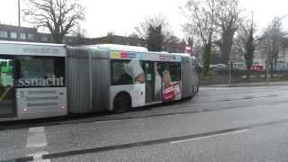 preview picture of video 'XXL Bus, Hamburg Niendorf-Markt, Germany, 16 JAN 2014'