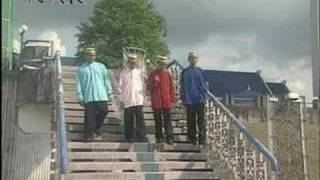 Download lagu UNIC - ANAK SOLEH MV NASYID mp3