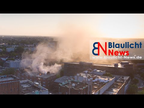 Feuer in der Holsten-Brauerei! - Feuerwehr Hamburg im Großeinsatz