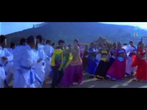 Lachmi Touchmi Video Song - Maatho Pettukoku