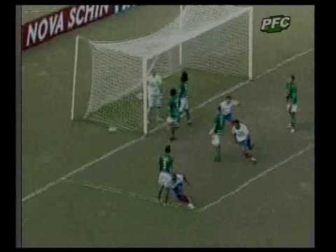 Gol de Beto - Bahia 2x0 Guarani