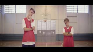 Sólo Amigos - Adexe &amp; Nau (Teaser tráiler)