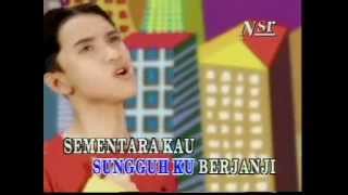 Download lagu Boboy   Cinta Melayang Layang mp3