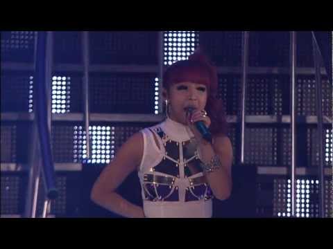 2011 15TH YG FAMILY CONCERT - 2NE1 - TALK + UGLY [FEAT. GUMMY]
