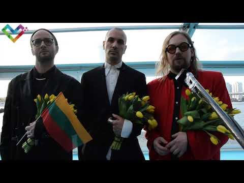 ESC 2021: Turquoise Carpet - The Roop (Lithuania)