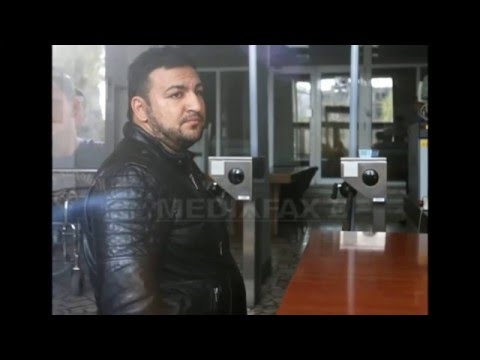 Mihaita Piticu si Costel Biju Stau singur de sarbatori