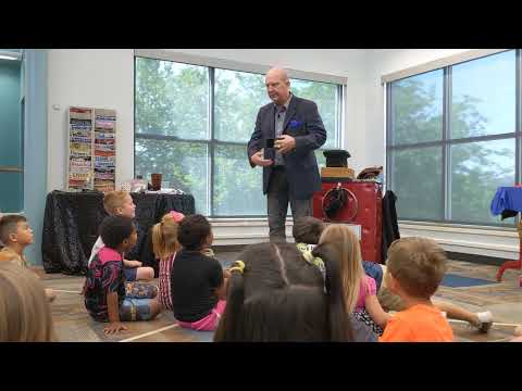 Comedy Magician Billy Riggs - "Mind Freak" meets "Brain Fart!" video.