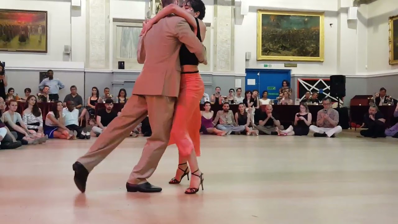 Video thumbnail for Gianpiero Galdi & Lorena Tarantino @ Milonga Nacimiento London 2022, 5/5