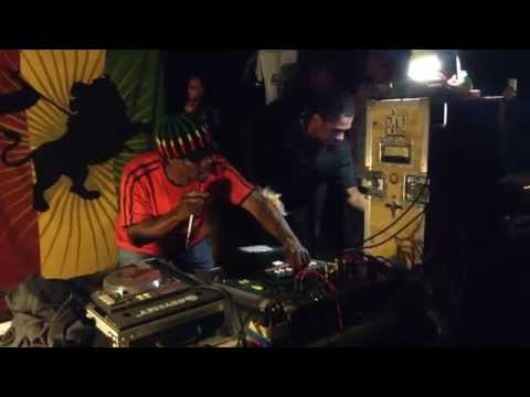 Dubwise Meeting III (Xochimilco, México) - Maasai Warrior ⑪