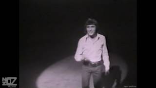 Graham Chapman - Sing-ALong Song (1971)