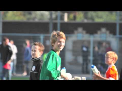 Trailer Mierlo Hout D1- Oranje-Wit D1