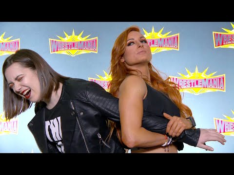 Fight Size Update: Sasha Banks Unfollows WWE, Toni Storm In Stardom, Dijakovic Deletes, More