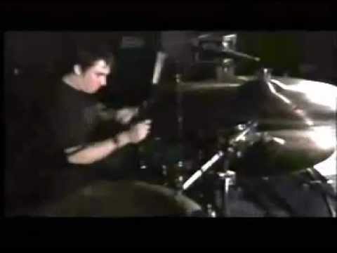 Videoclip de Betrayal Is A Symptom — Thrice