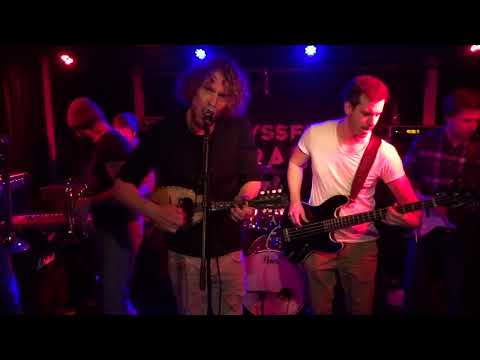 LENNY ARRIVED LIVE @Cologne Blue Shell – Show me