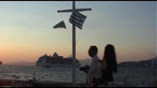 preview picture of video 'Mykonos - Labyrinth in white and blue'