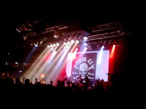 SUM 41 - Live in Prague @Lucerna Music Bar 9.8.2012