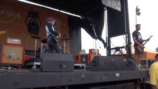 Candy Hearts - Brooklyn Bridge (Warped Tour)