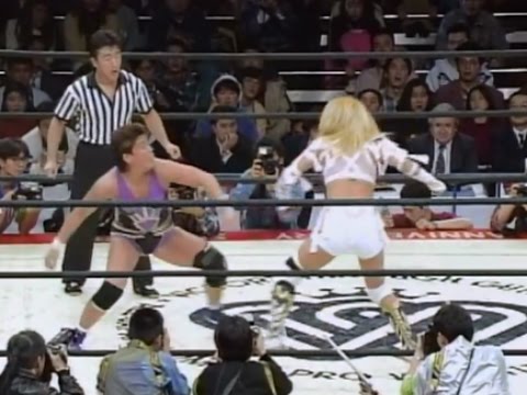 Akira Hokuto (AJW) vs Shinobu Kandori (LLPW)